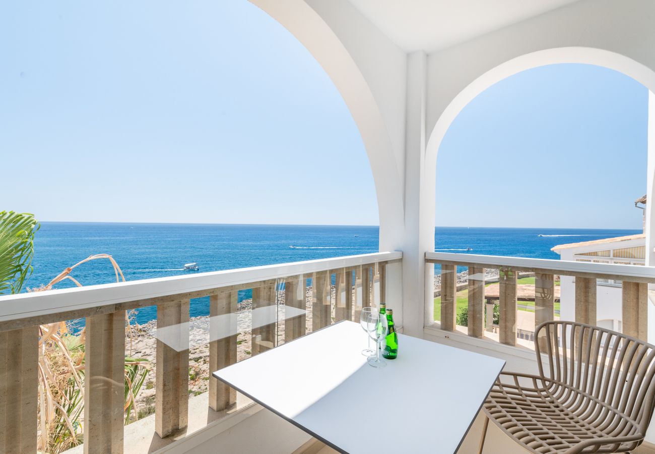 Apartahotel en Portocolom - Apartamento  con vistas al mar 1