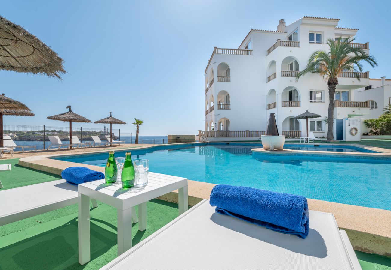 Apartahotel en Portocolom - Apartamento  con vistas al mar 1
