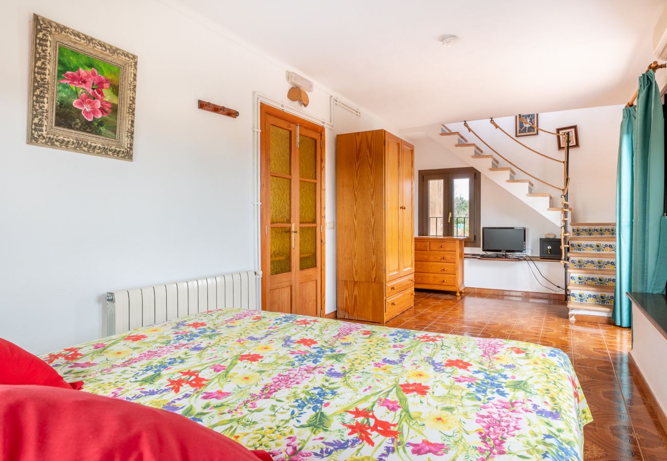 Casa rural en S´Alqueria Blanca - Finca Son Marimon (16 pax)