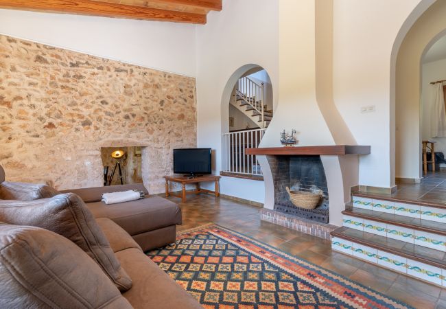 Casa en Cala Murada - Finca Aigo by Mallorca House Rent Casa en Cala Murada - Finca Aigo by Mallorca House Rent