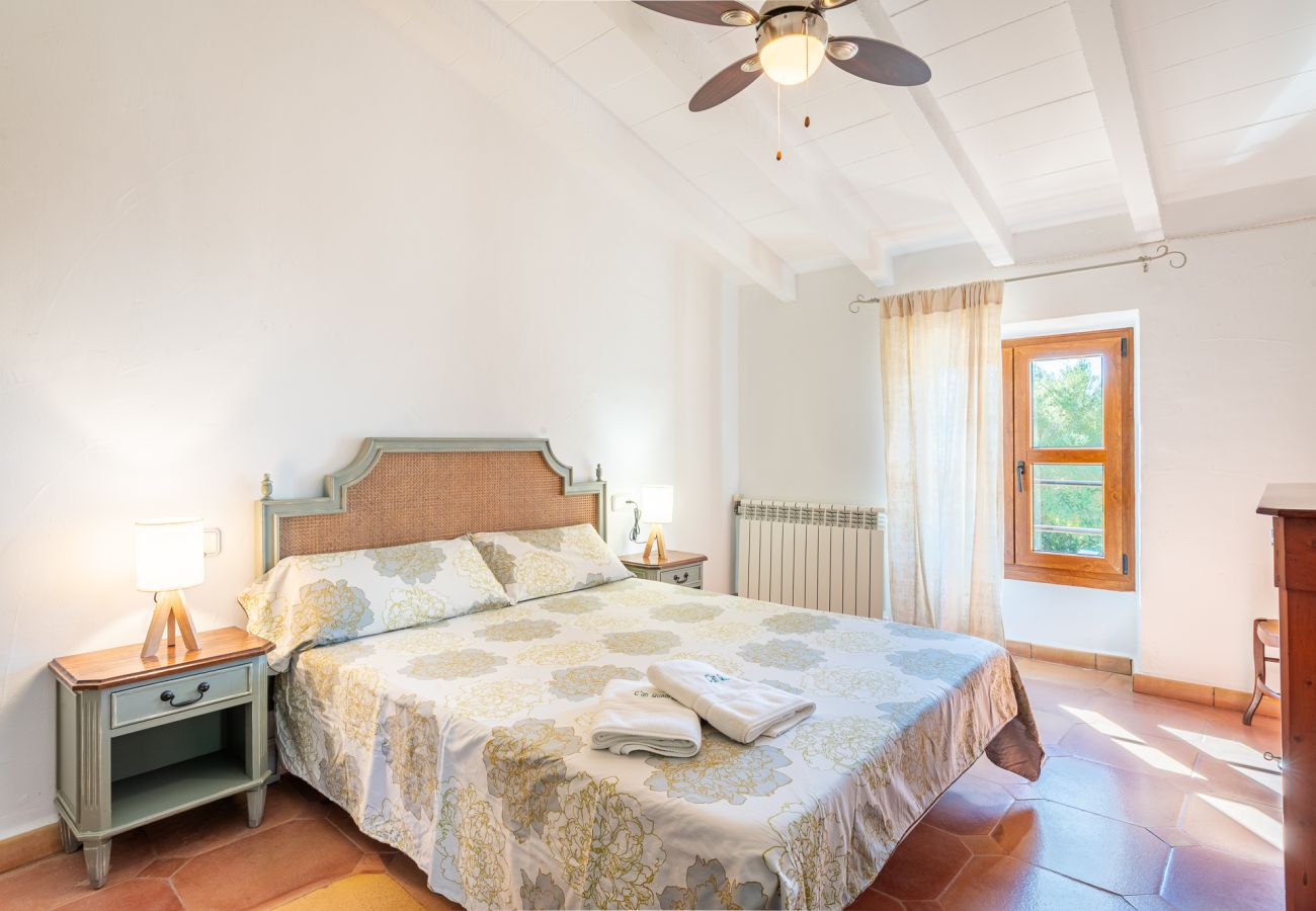Finca en Cas Concos - Finca Can Quadrat by Mallorca House Rent
