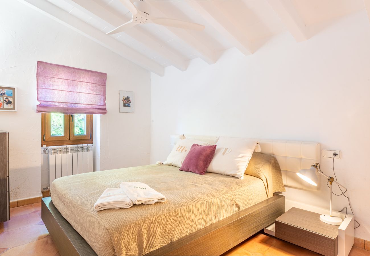 Finca en Cas Concos - Finca Can Quadrat by Mallorca House Rent