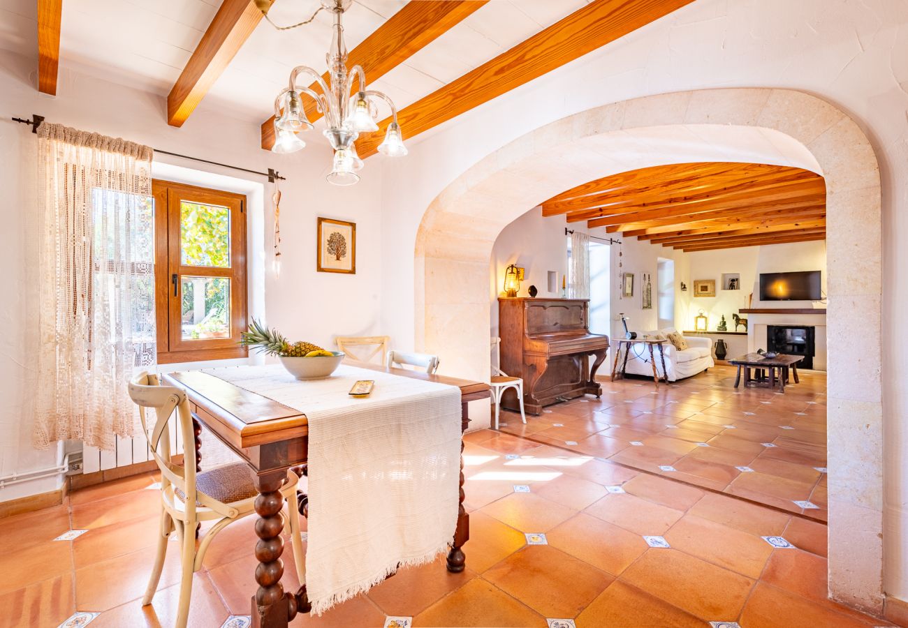 Finca en Cas Concos - Finca Can Quadrat by Mallorca House Rent